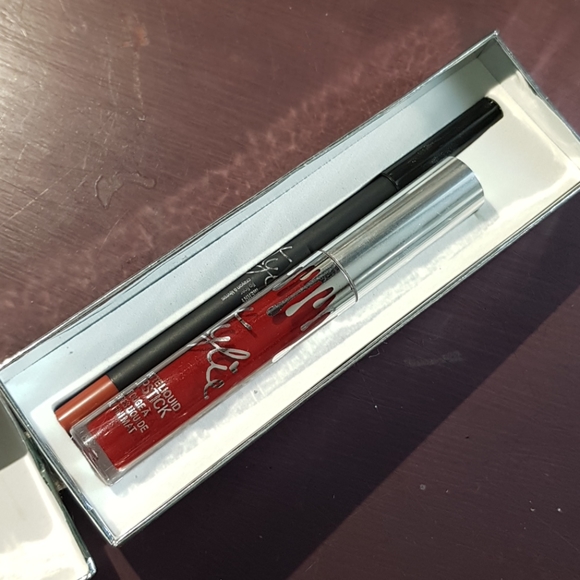 Kylie Holiday Edition Lip Duo in Merry